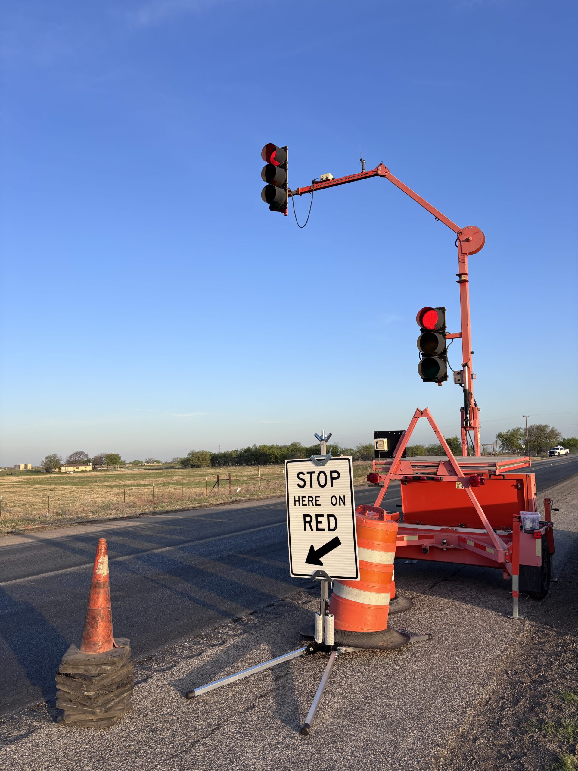 summer traffic signal maintenance on SQ3 unit